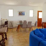 House With Pool In * Bandol