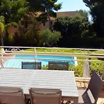 House With Pool In Bandol