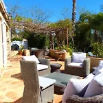 House With Pool In * Bandol