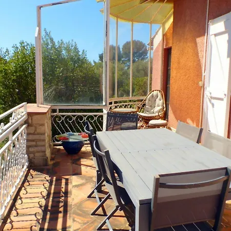 Nyaraló House With Pool In